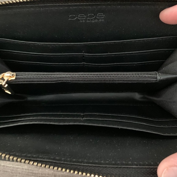 Bebe Wallet - Picture 3 of 3